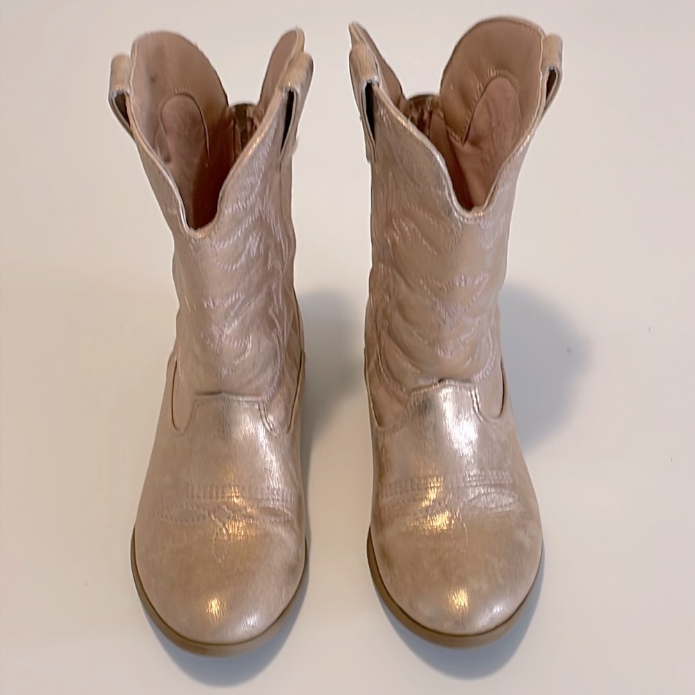 Rose Gold Cowgirl Boots (Little Girls) with Minimal wear